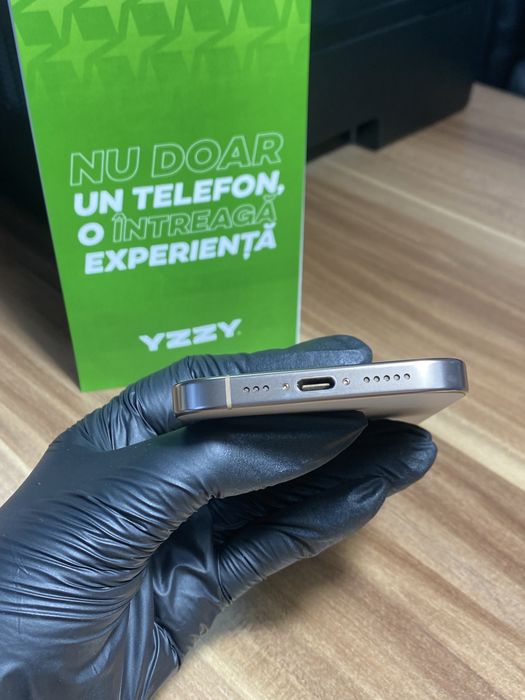 iPhone 16 Pro / 256 GB / Sănătate baterie 100% / Ca nou