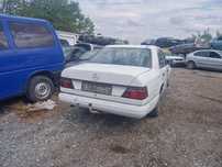 Mercedes-Benz 124 200d за части
