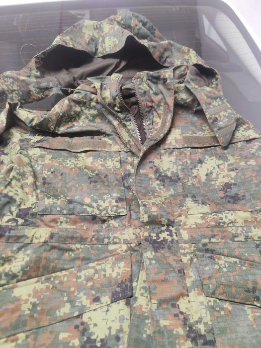 Продавам нови панталони, риза ,шуба и поларено яке  176 / 2xl