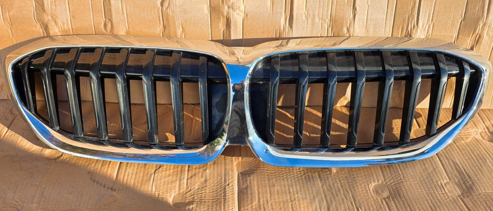 Grila radiator BMW Seria 3 G20 2019 / 2020 2021