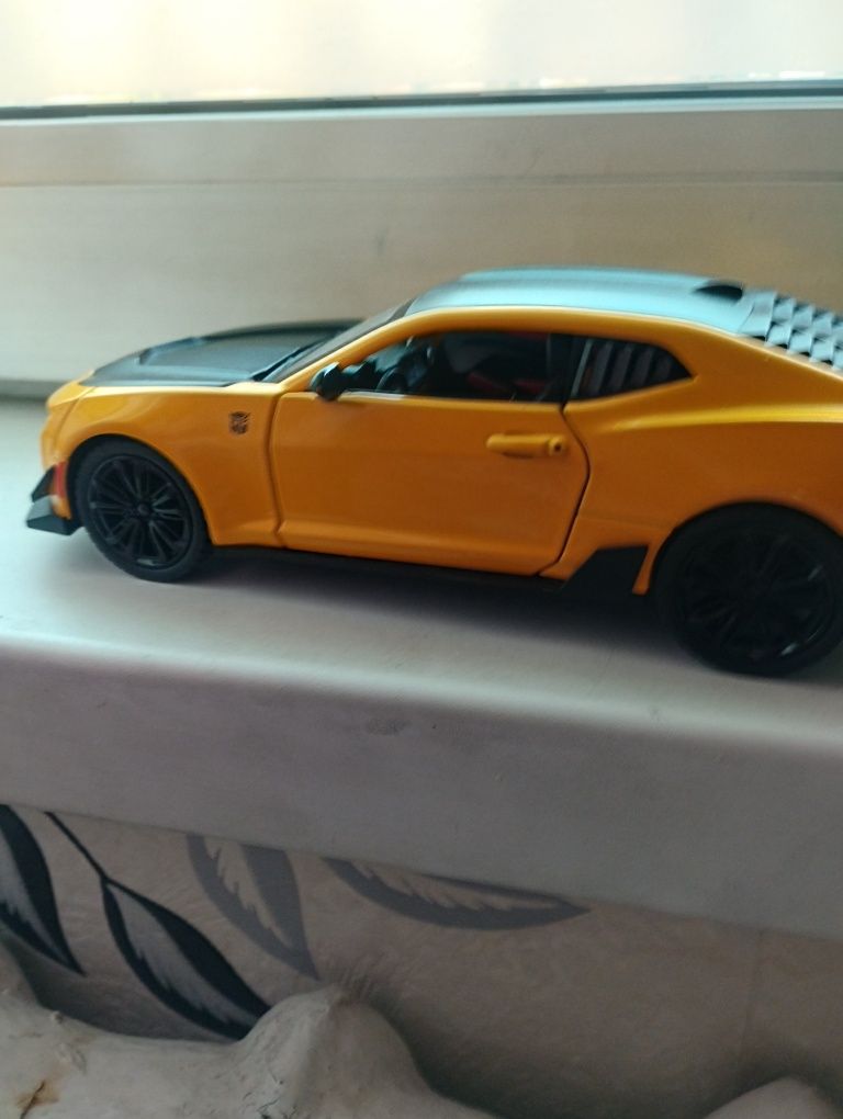 Масштабная модель Chevrolet Camaro zl1