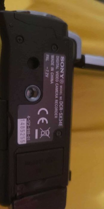 Видеокамера Sony Handycam DCR-SX34E.