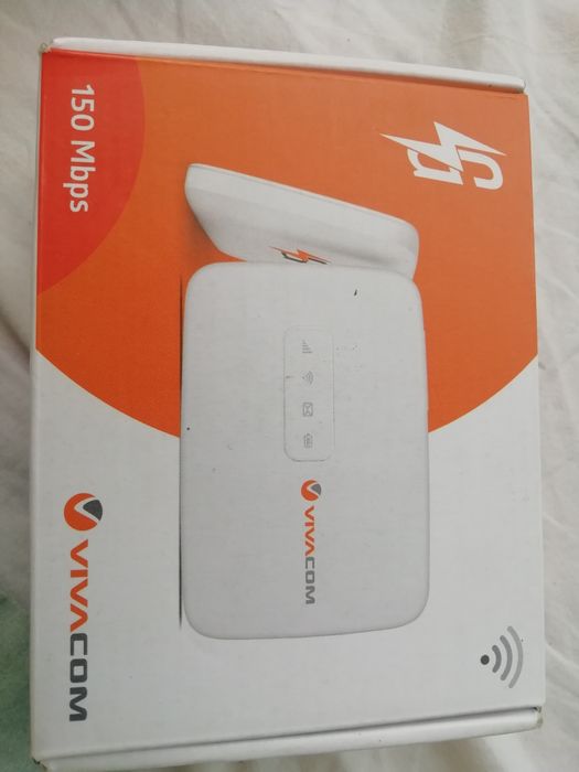 LTE 4G рутер (бисквитка)
Alcatel MW40V1, отключен за всички оператори