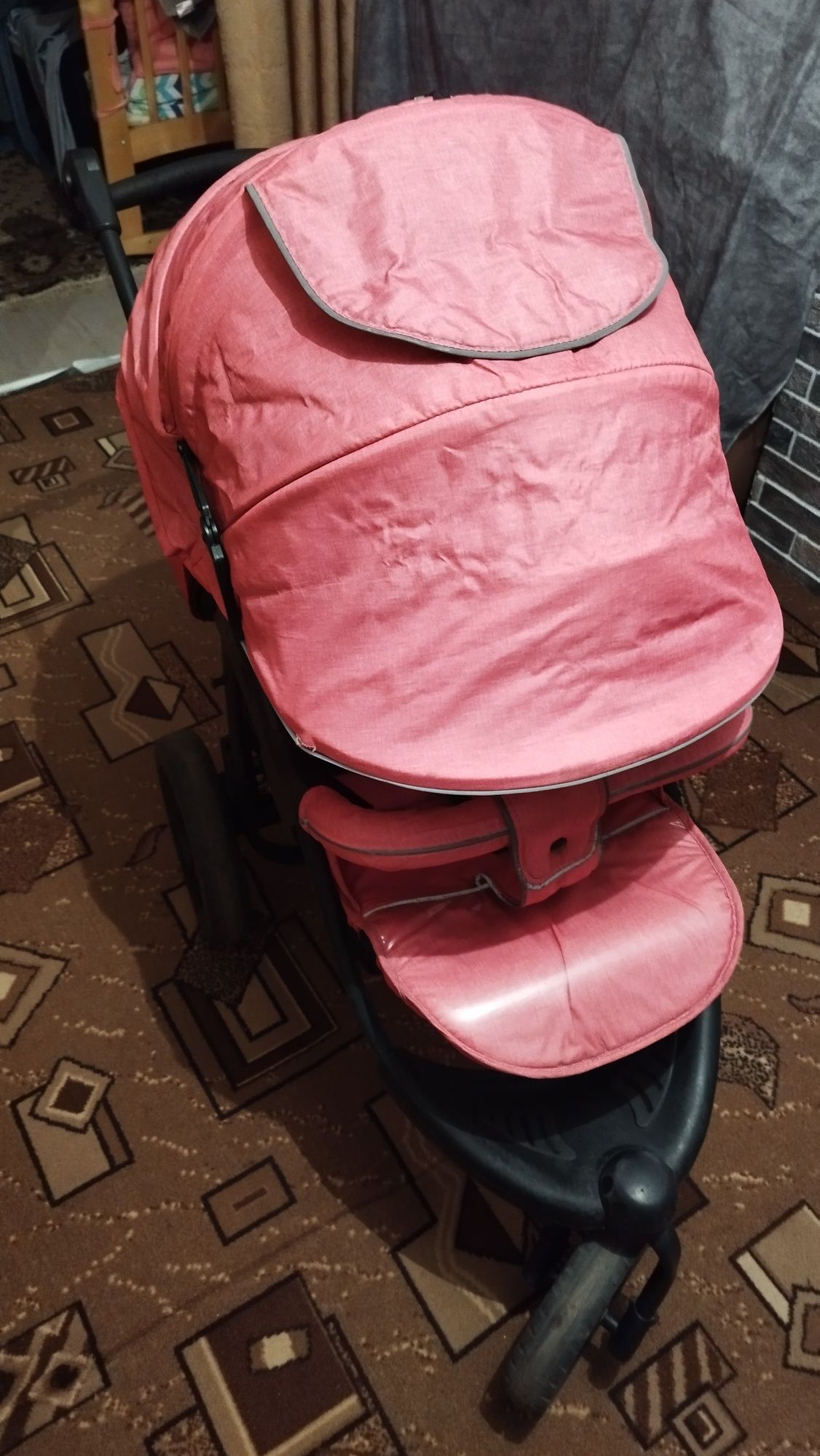 Продам СРОЧНО детскую коляску