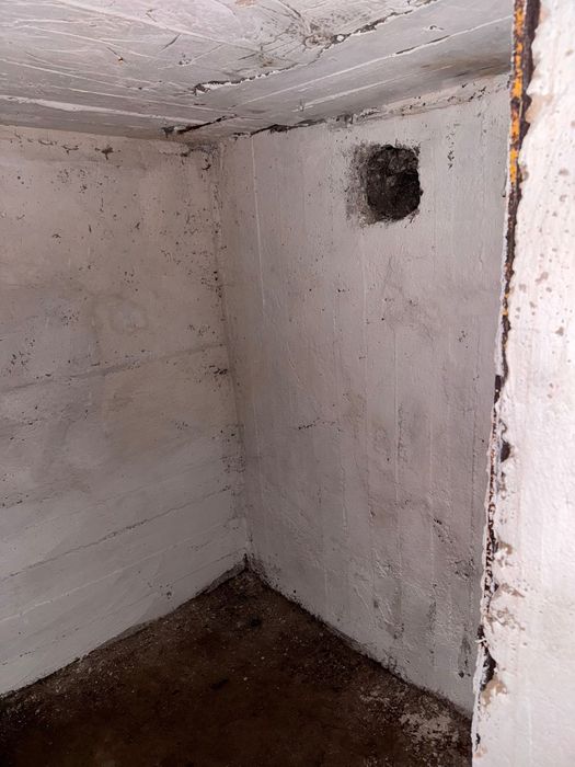 Vand garaj + beci /spatiu depozitare - proprietar