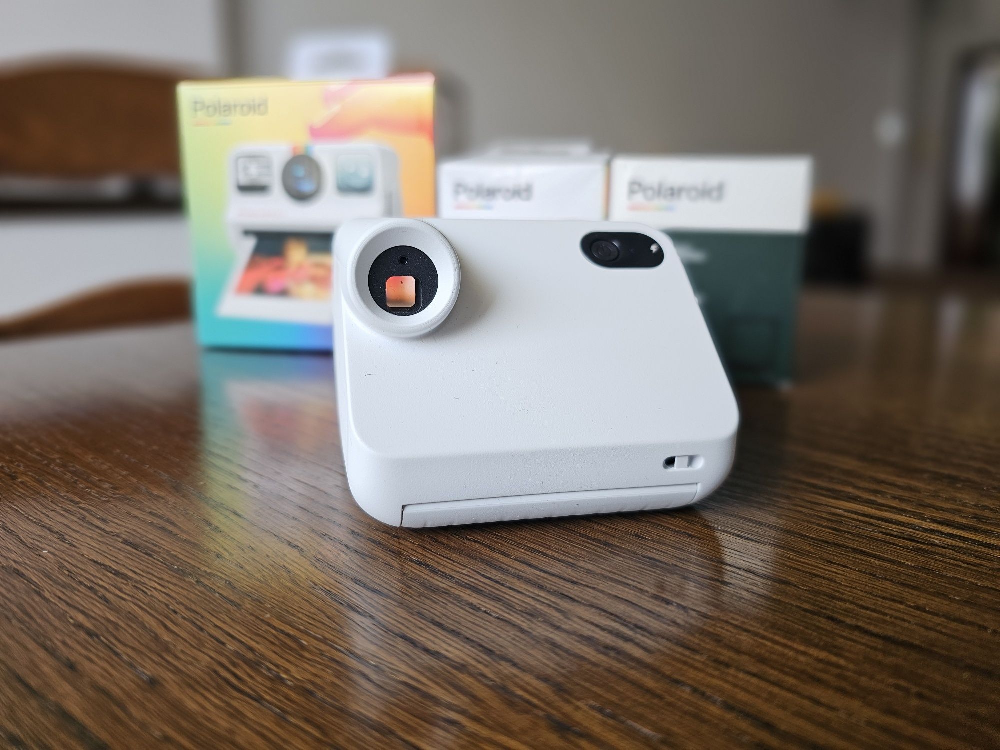 Моментен фотоапарат Polaroid Go gen 2