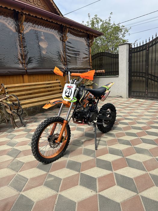 Vând cross Kxd 125 din 2022