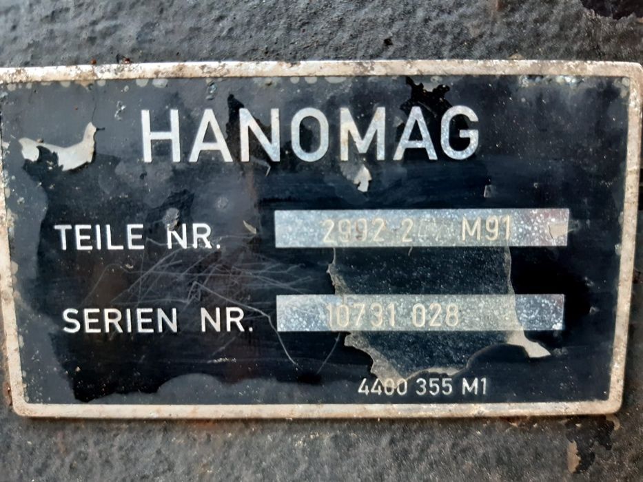 Motor Hanomag in 6 pistoane cu Turbo