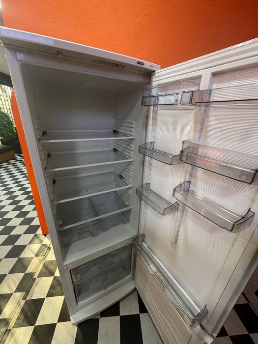 Продается холодильник