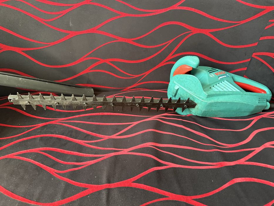 Foarfeca electrica pt gard viu Bosch AHS 45-16