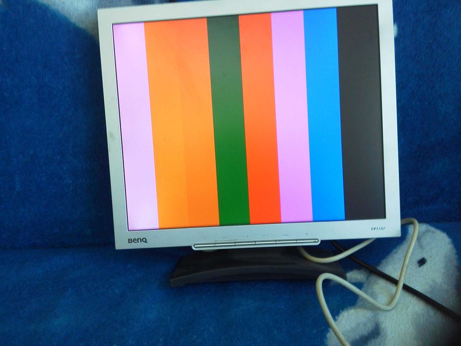 Monitoare PC-WEB CAM.