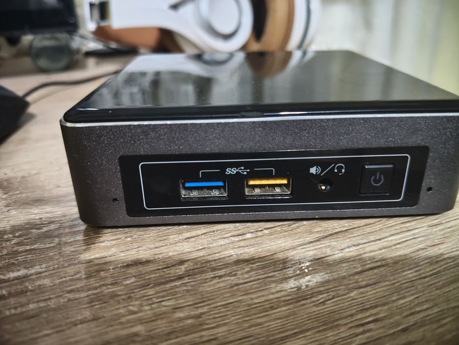 Calculator Intel NUC NUC7i3BNK , Intel Core i3-7100u 2.40GHz, 8GB DDR4