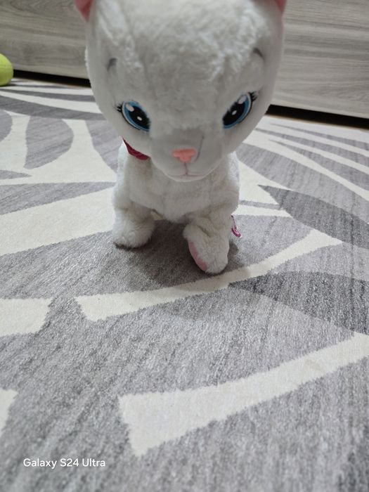 Интерактивно коте Бианкa, плюшенa играчка Zuru, Барби и др.