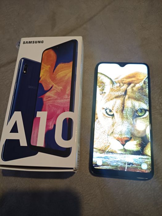 Samsung Galaxi  а10 (32 Гб)