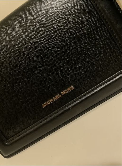 Оригинална чанта Michael kors