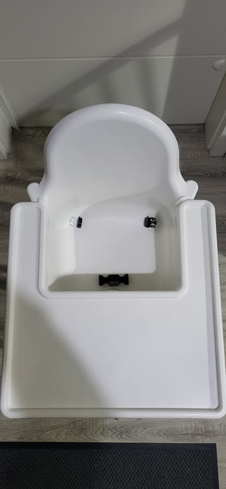 Vand scaun de masa inalt Ikea pentru bebelusi cu tava
