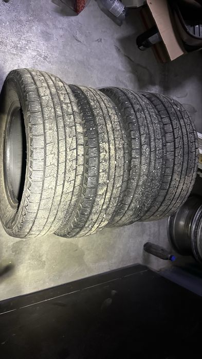 продам комлект шины липучка