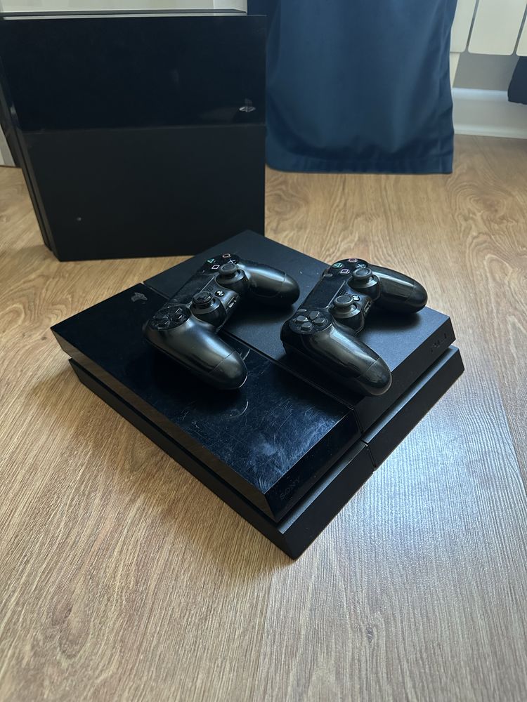 Плейстейшин,Playstation 4 2 геймпада