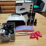 lampa UV x21 pt unghii cu toate accesoriile și lacuri