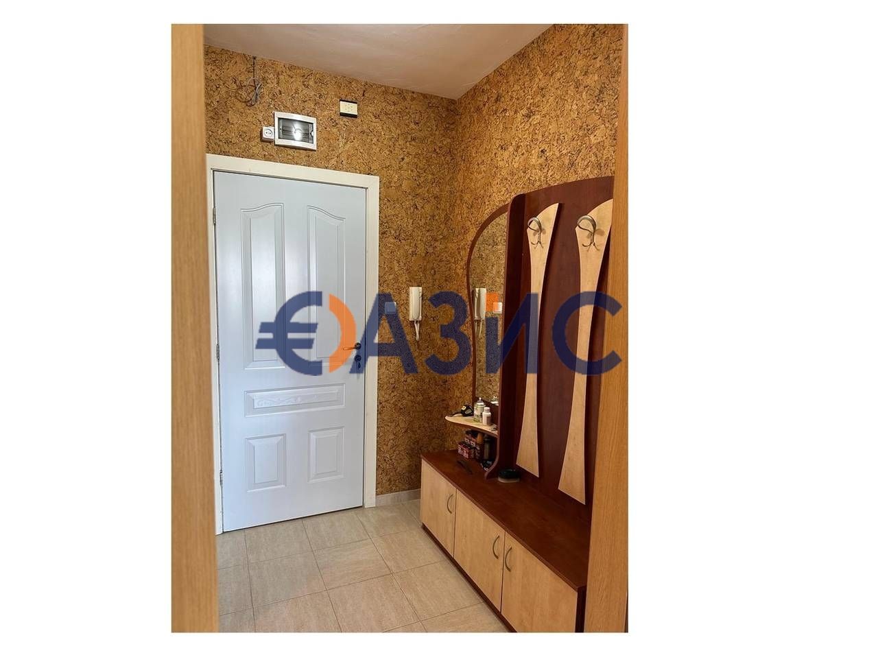 Продава се Двустаен апартамент в к.к. Слънчев бряг - 75 кв.м за 1040 €/кв.м - Снимка #6