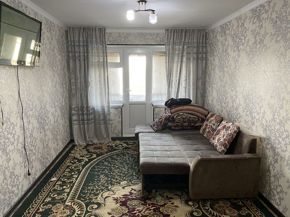 За каналда 1 хоналик