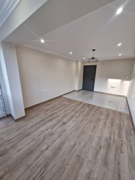 Тристаен апартамент в ж.к Славейков