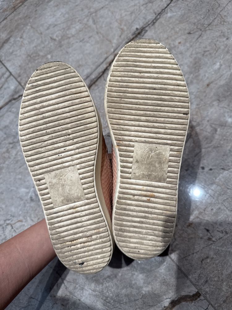 Маратонки Guiseppe Zanotti 37 1/2