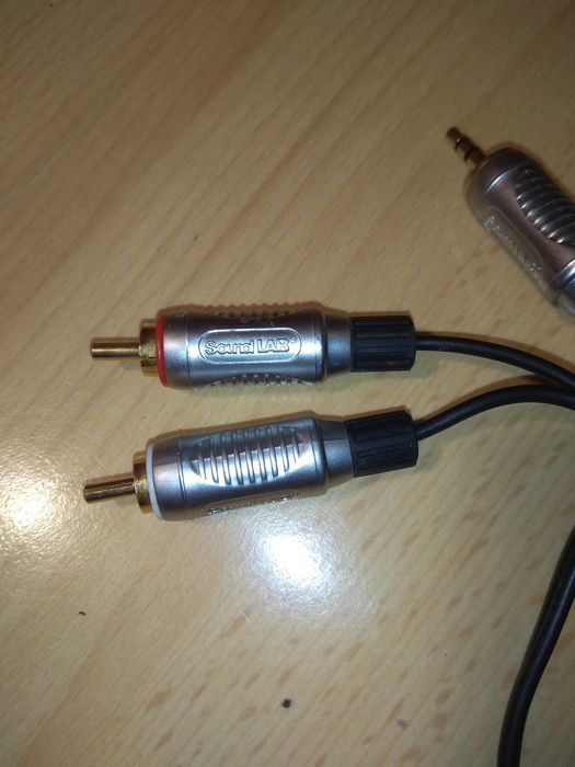 Кабел Soundlab rca чинчове към 3.5mm жак