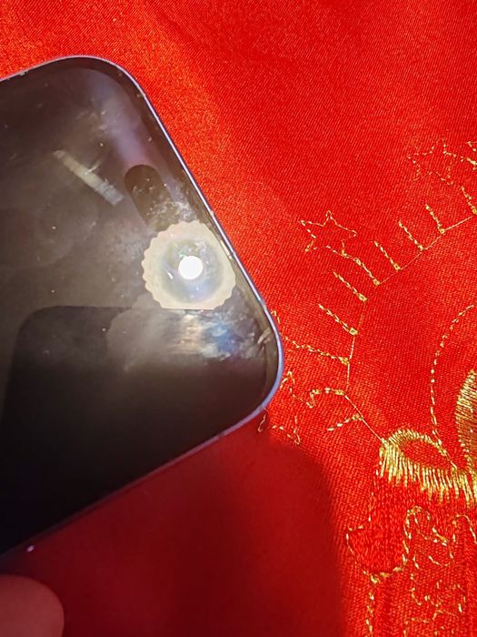 Iphone 16 très bon état