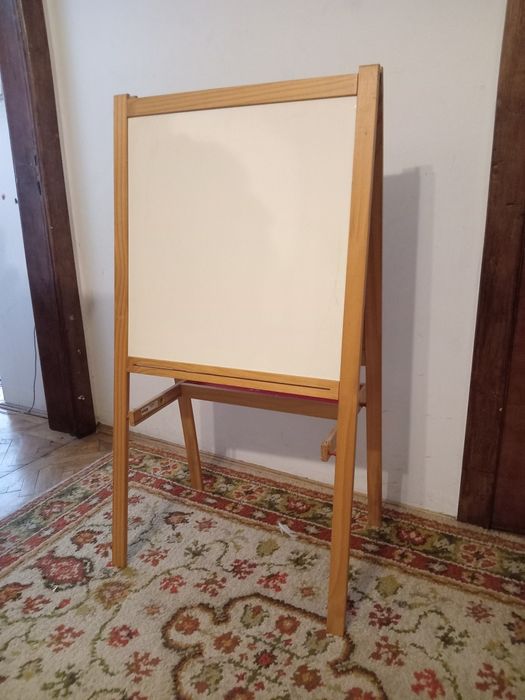 Tabla din lemn cu doua fete, Ikea(pt toate varstele) artistic, vintage