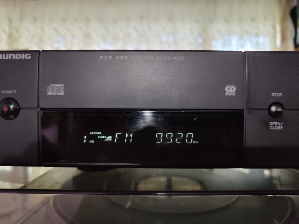 Amplificator CD Radio Grundig RCD 400 Hi-Fi CD receiver