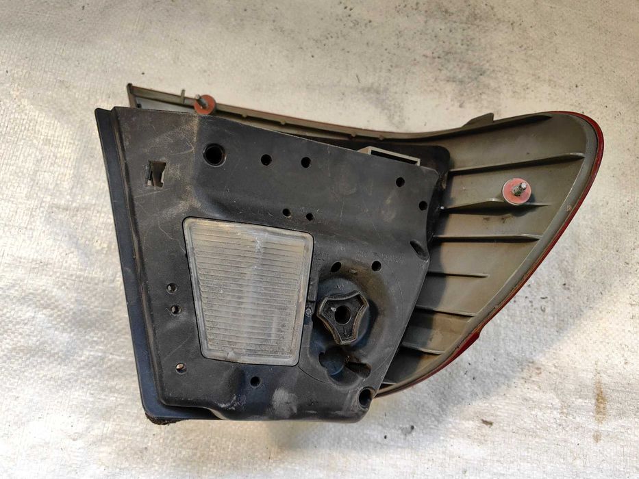 Оригинален стоп БМВ е46  BMW E46 Седан