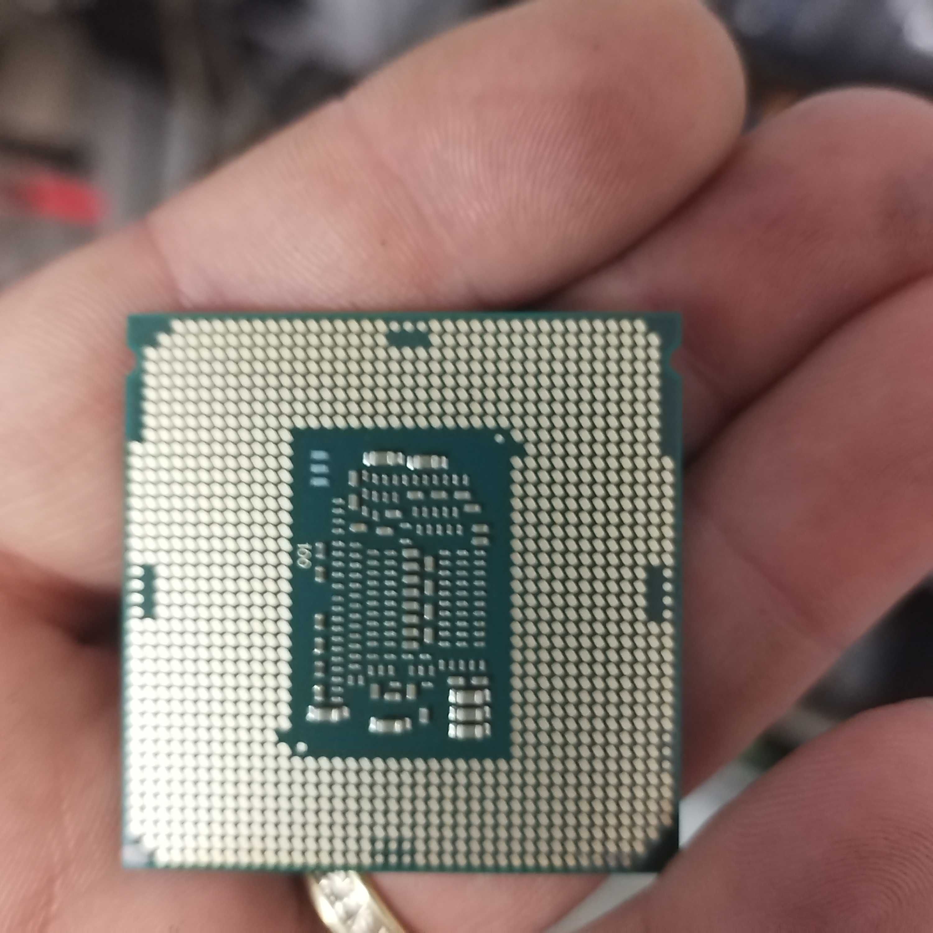 Procesor I3 8100T consum mic SR3Y8
