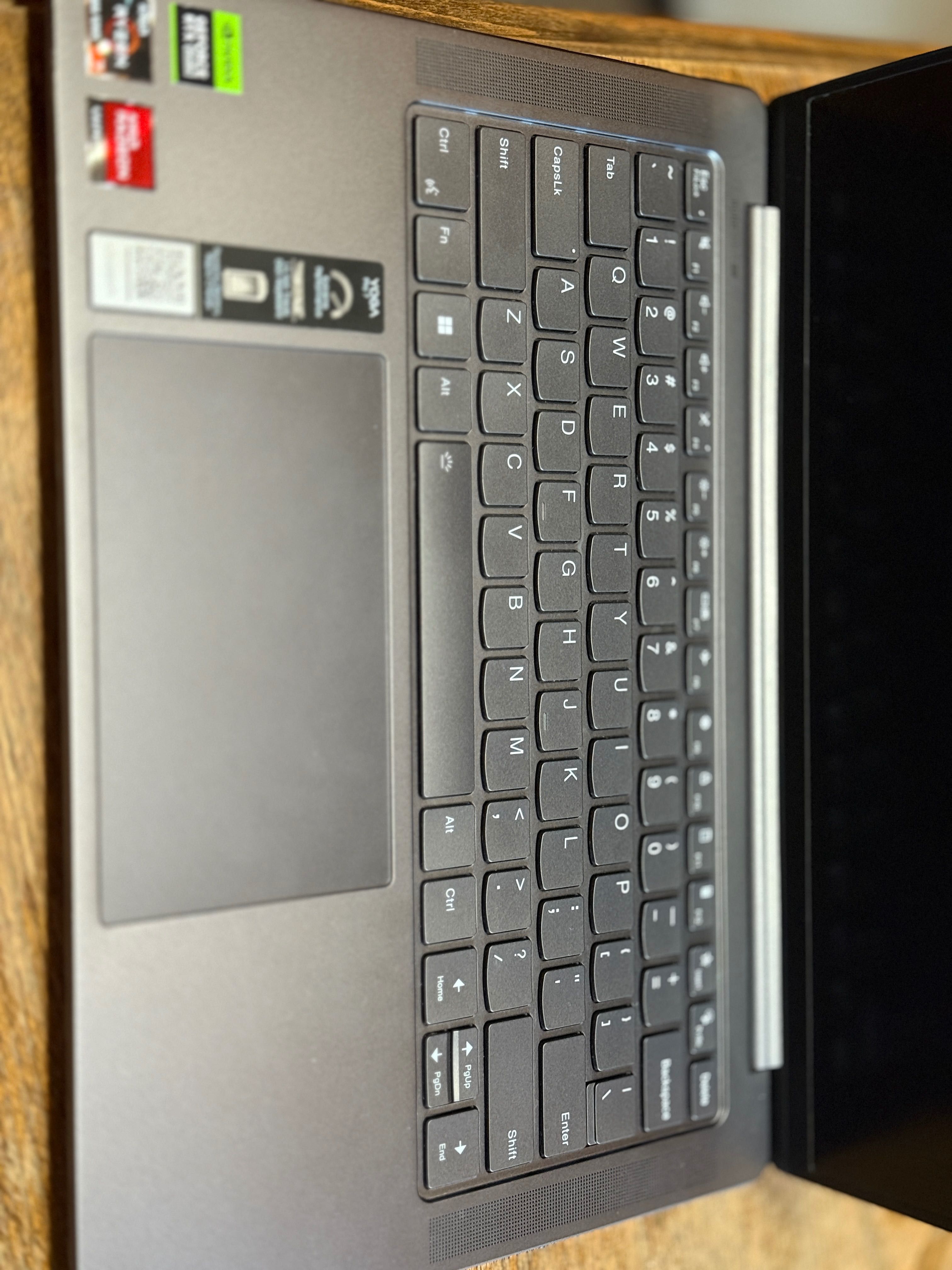 Бизнес Лаптоп Lenovo Yoga Pro 7 с RTX 3050 - гаранционен