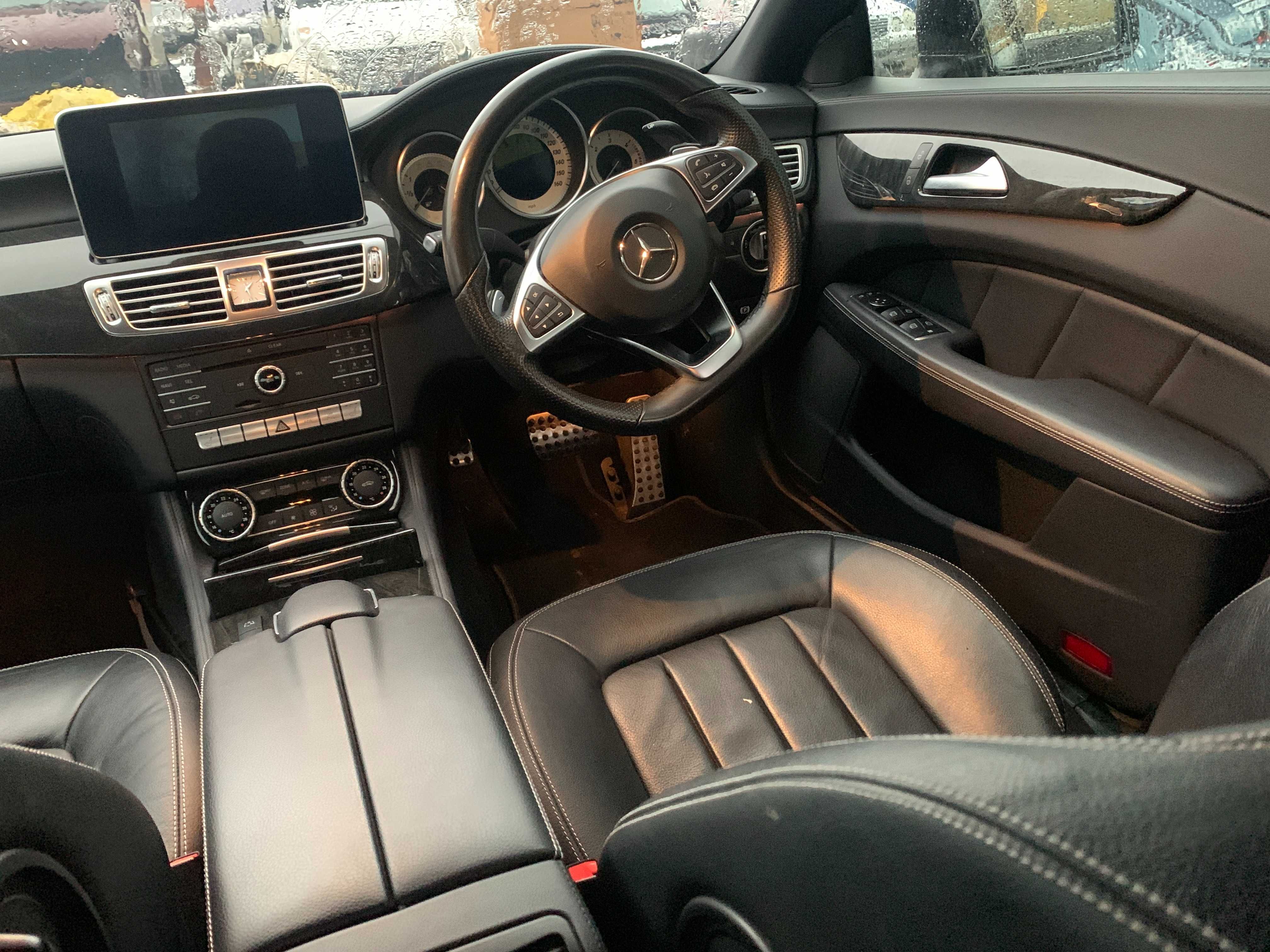 Dezmembrez mercedes cls 250/w218 interior piele/cls300/facelift/