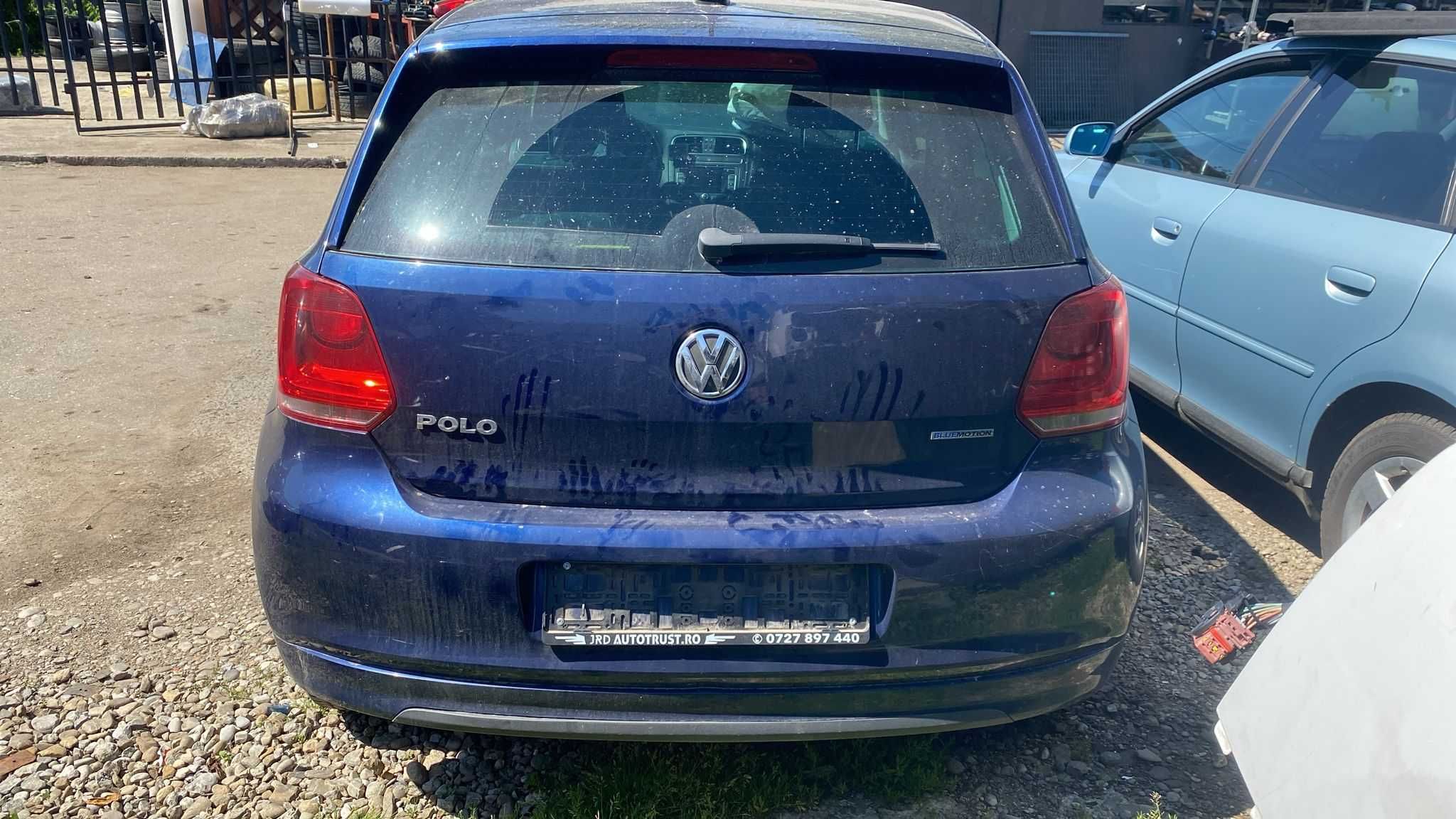 Dezmembrez Volkswagen Polo 1.2 TDi an 2010 cod motor CFW
