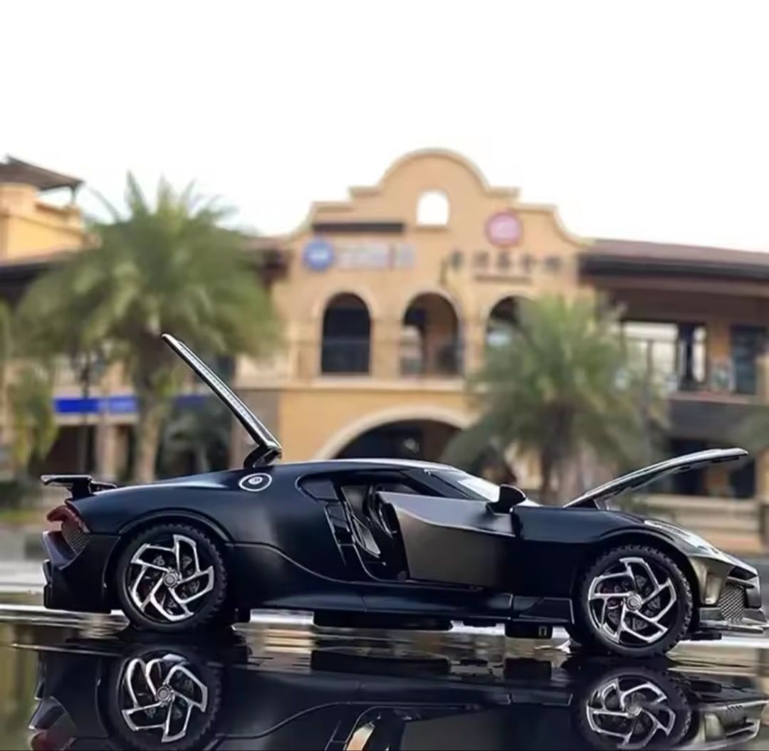 Метален Реалистичен Модел на колата Bugatti La Voiture Noire
