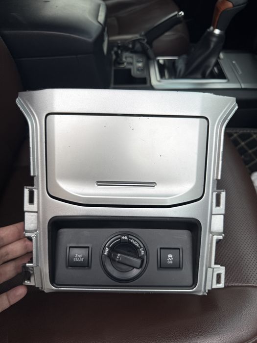 Бардачок для Toyota Land Cruiser Prado 150