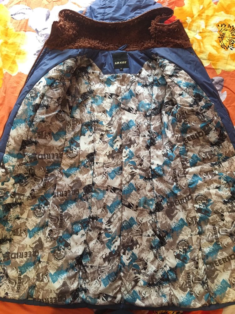 Продам женскую зимнию куртку 42-44р
