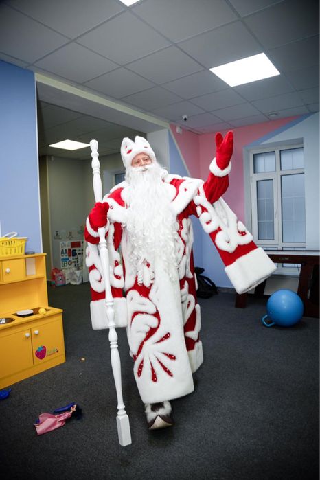 Дед Мороз и Снегурочка