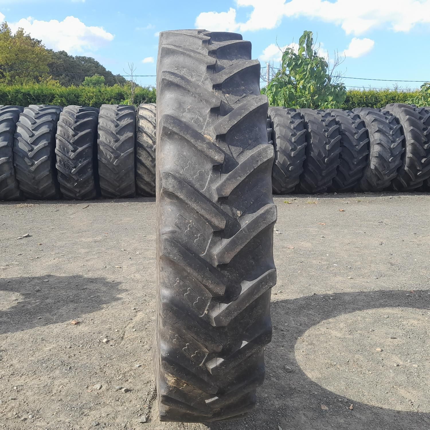 Cauciucuri 380/90R46 Bkt Anvelope Agricole Second Hand