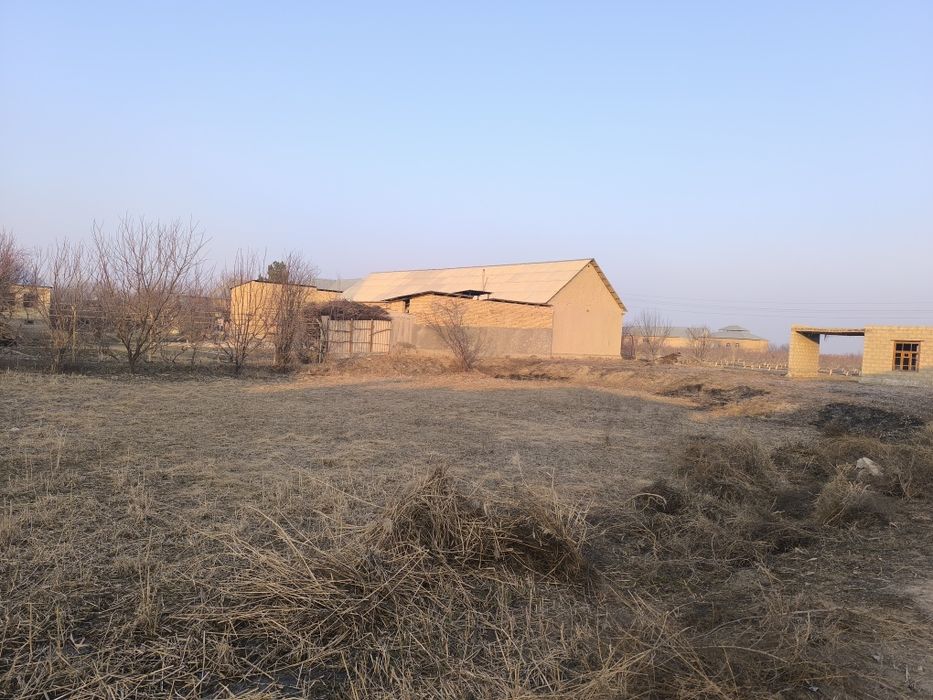 Uchastka YER sotiladi