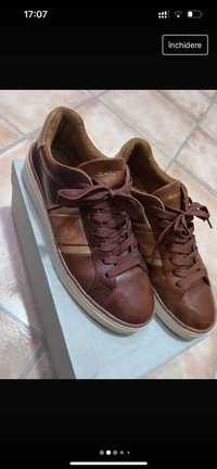Pantofi sport de la firma Gant , din piele naturala