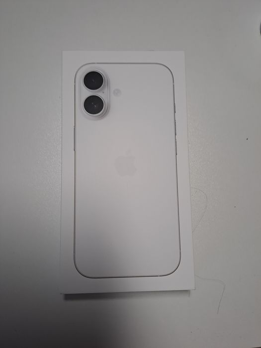 Продам айфон 17 новый в упаковке 256 гб