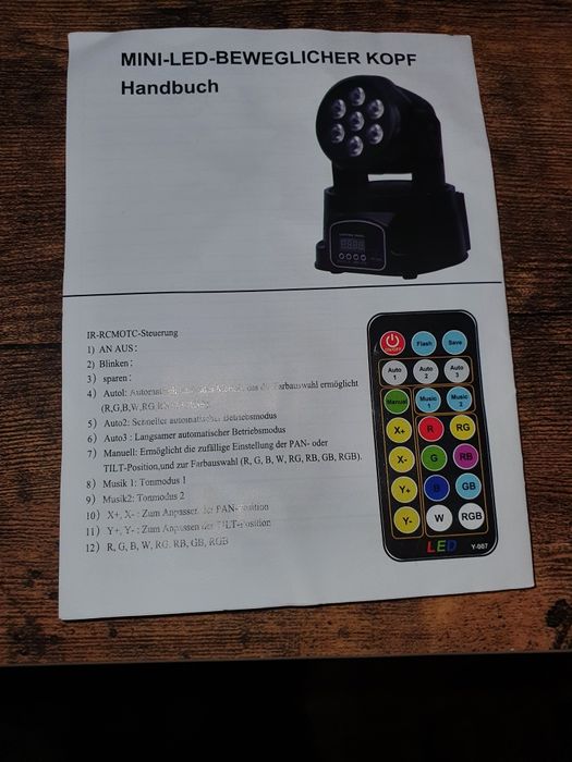 Mini led moving head rotativ cu telecomanda bun pentru party