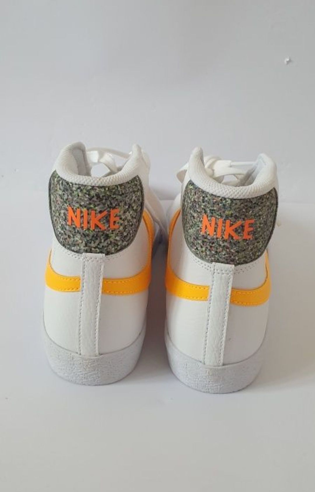 Nike Blazer Mid White/Laser Orange DB2606-100