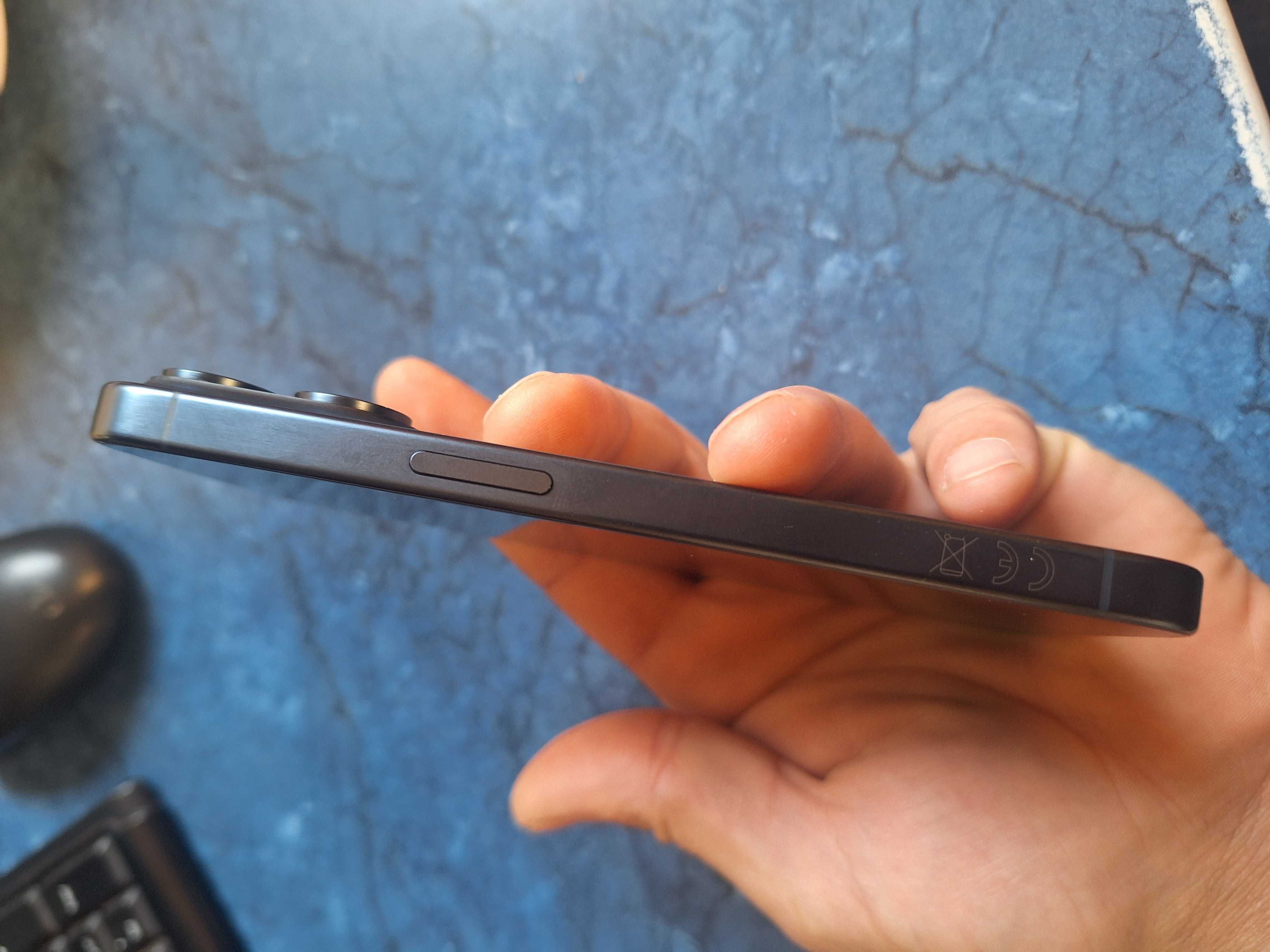 Iphone 15 pro 256GB Bateriq 91%