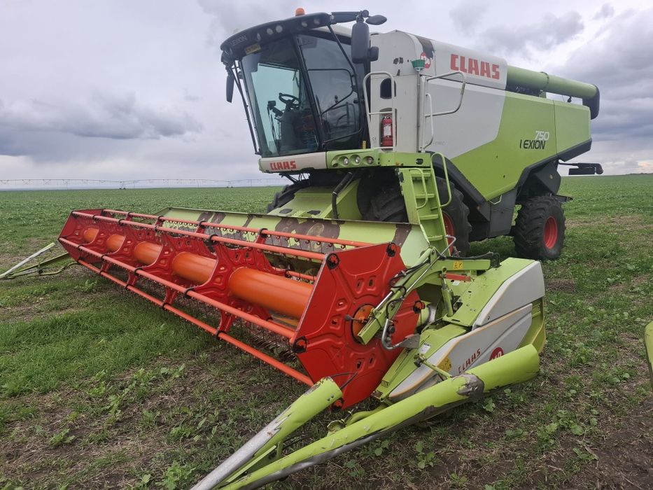 Combina Claas Lexion 530