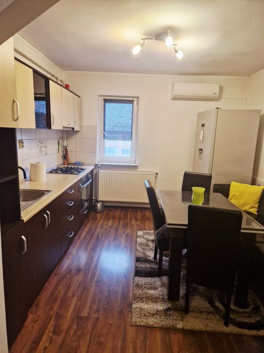 Închiriez apartament 2 camere – Râmnicu Vâlcea, Zona Nord