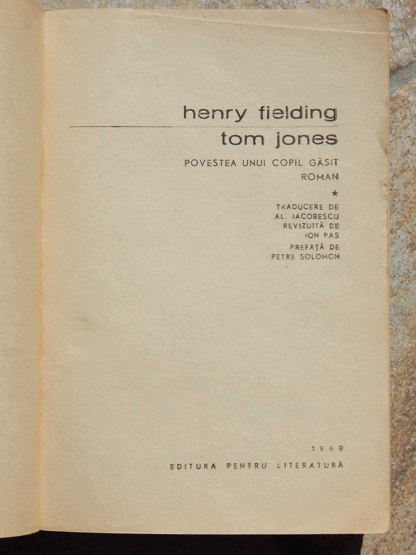 Tom Jones Henry Fielding complet 4 volume BPT 1969